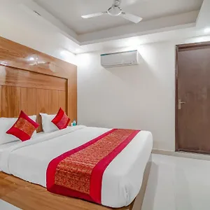 Airport Mayank Residency Bed & Breakfast