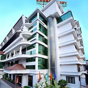 Oyo 4729 K K Residency 4* Payyannur